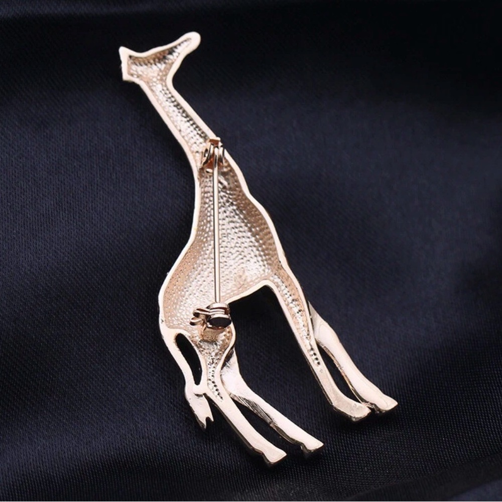 Colorful Giraffe Brooch - Picture 4 of 4